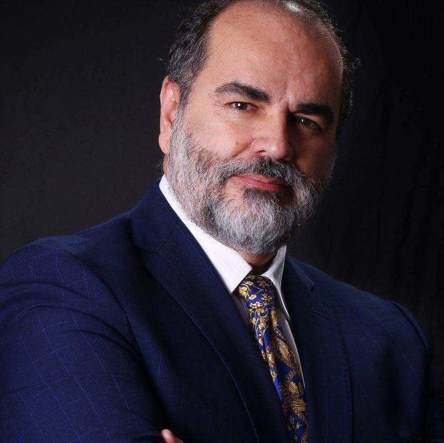 Dr. Mucio Porto
