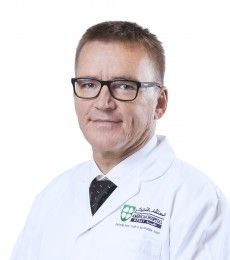 Dr. Thomas Nau