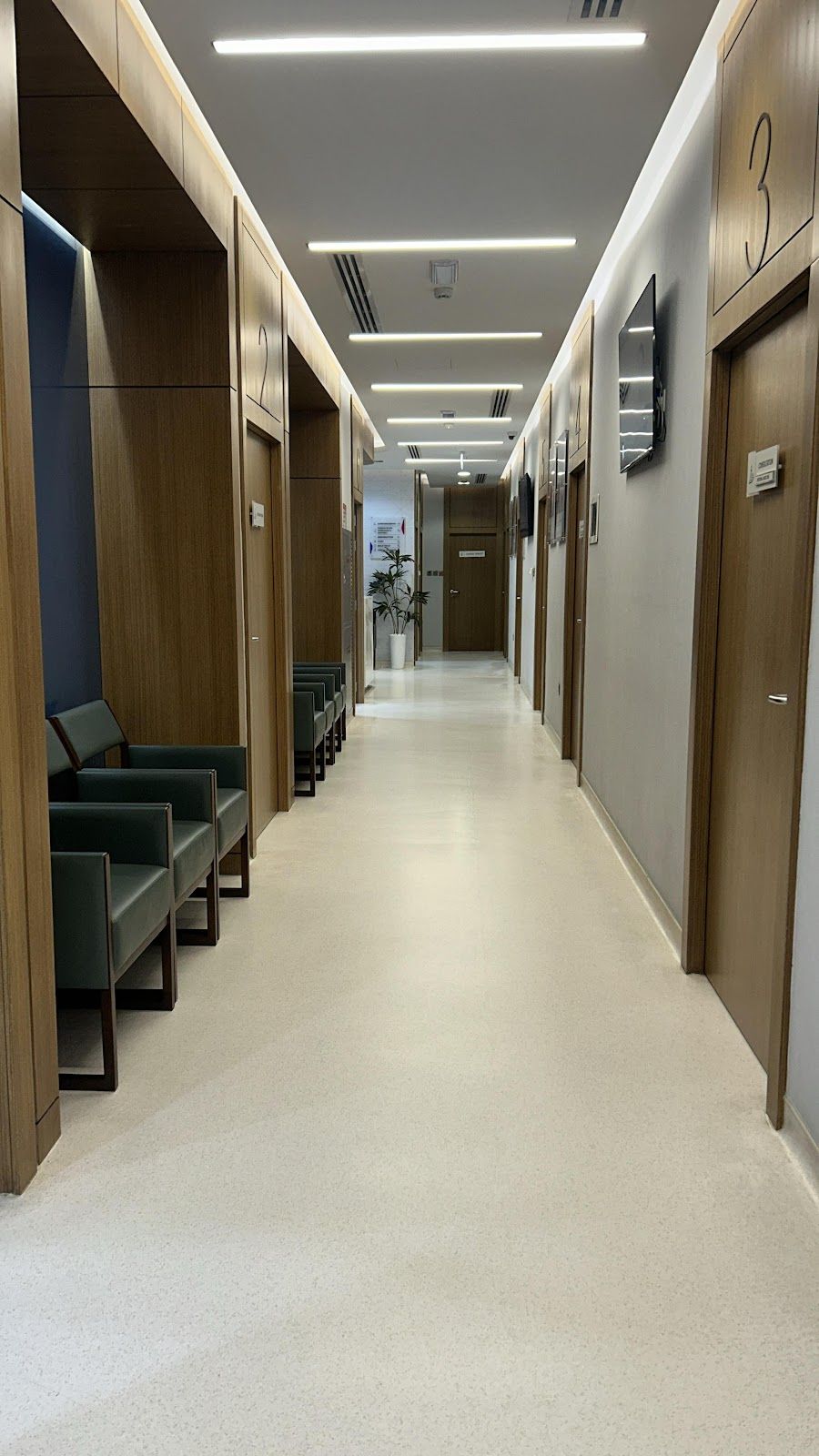 Al Warqa Medical Center