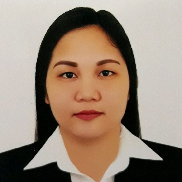Dr. Ariane Tamayo