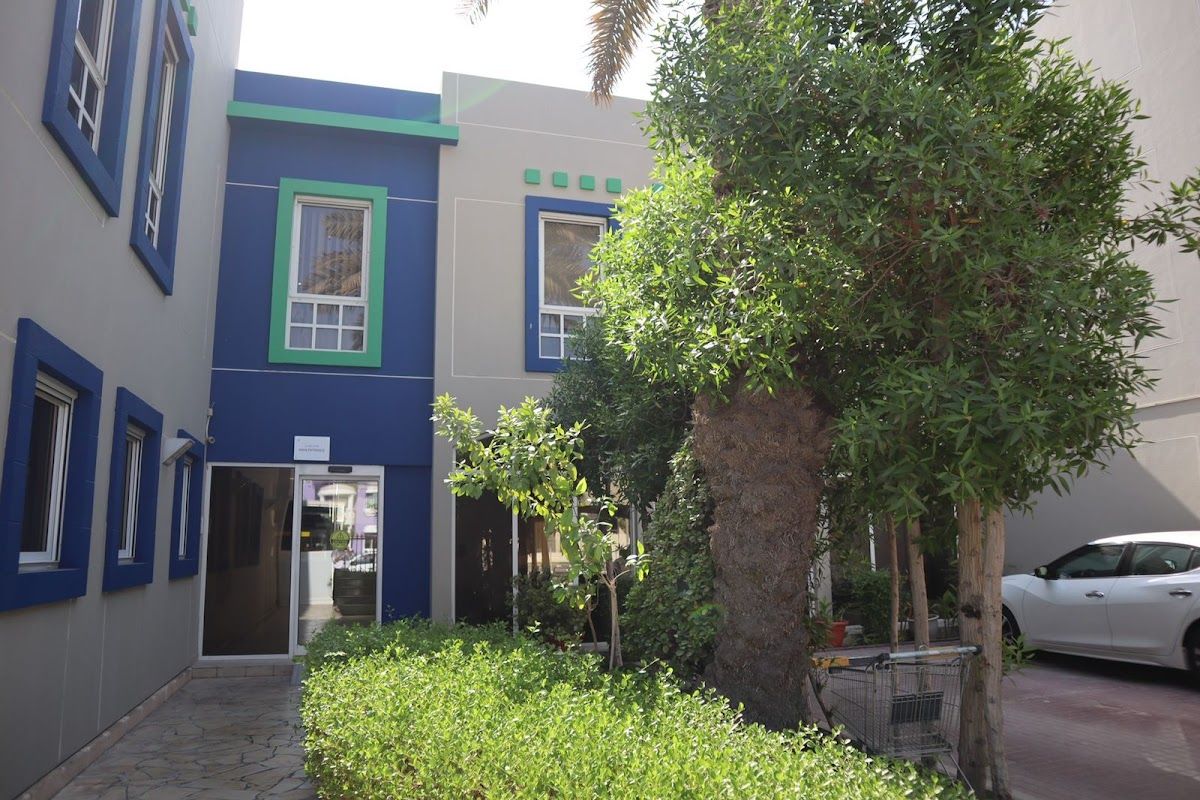 Health Bay Day Surgery Centre LLC