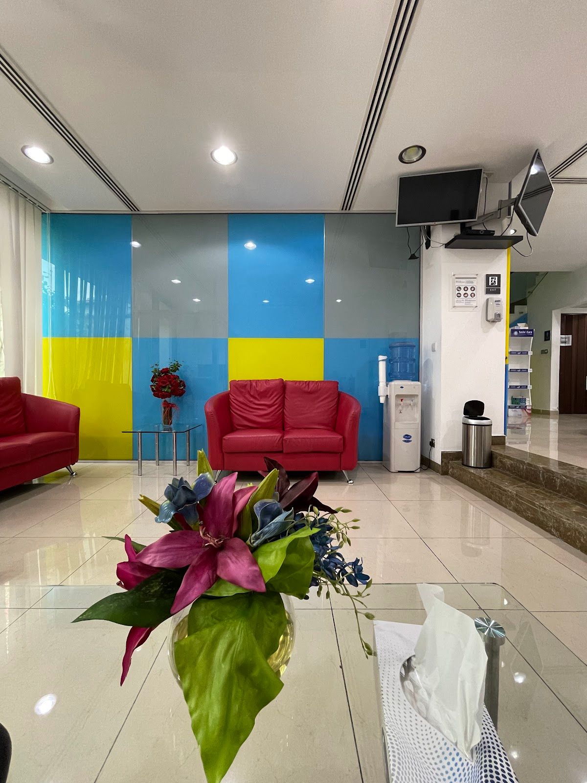 Just White Dental Clinic