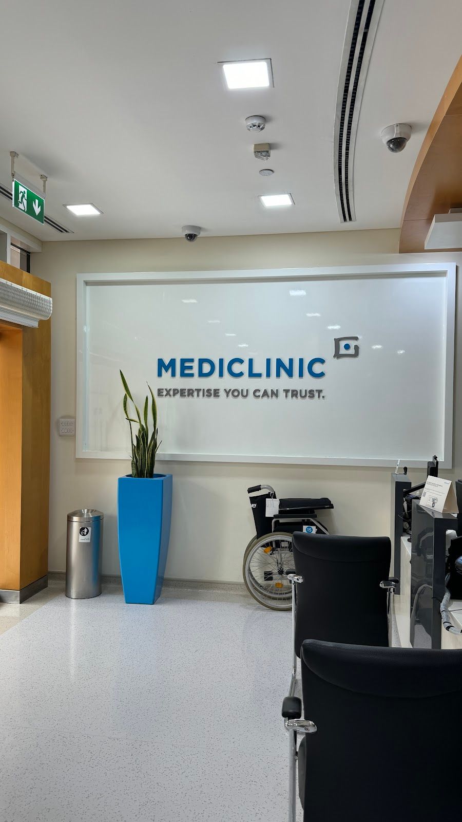 Mediclinic Welcare Hospital LLC