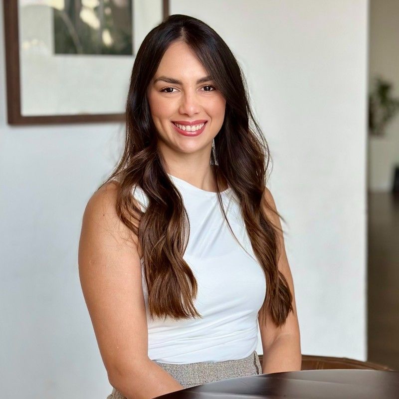 Dr. Lysnara Rodrigues Barros Lial